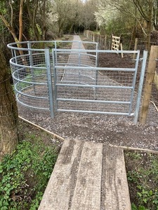 Misbrooks Green path